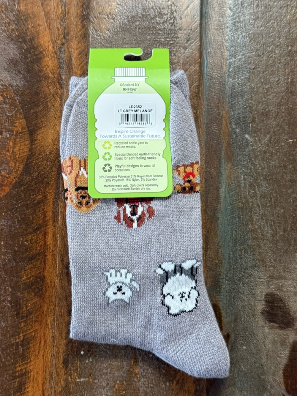 Davco Women’s Dog Print Socks in  Grey Sustainable Fiber Crew Socks NWT - Picture 4 of 4